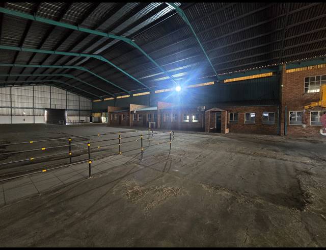 5,600M² FACTORY TO LET IN ANDERBOLT